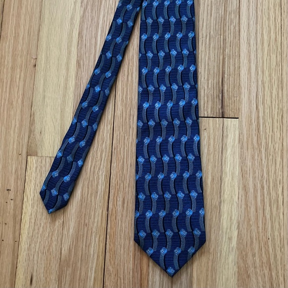 EUC Vintage Italian Silk Tie. Today’s Man. Blue print. - Picture 6 of 8
